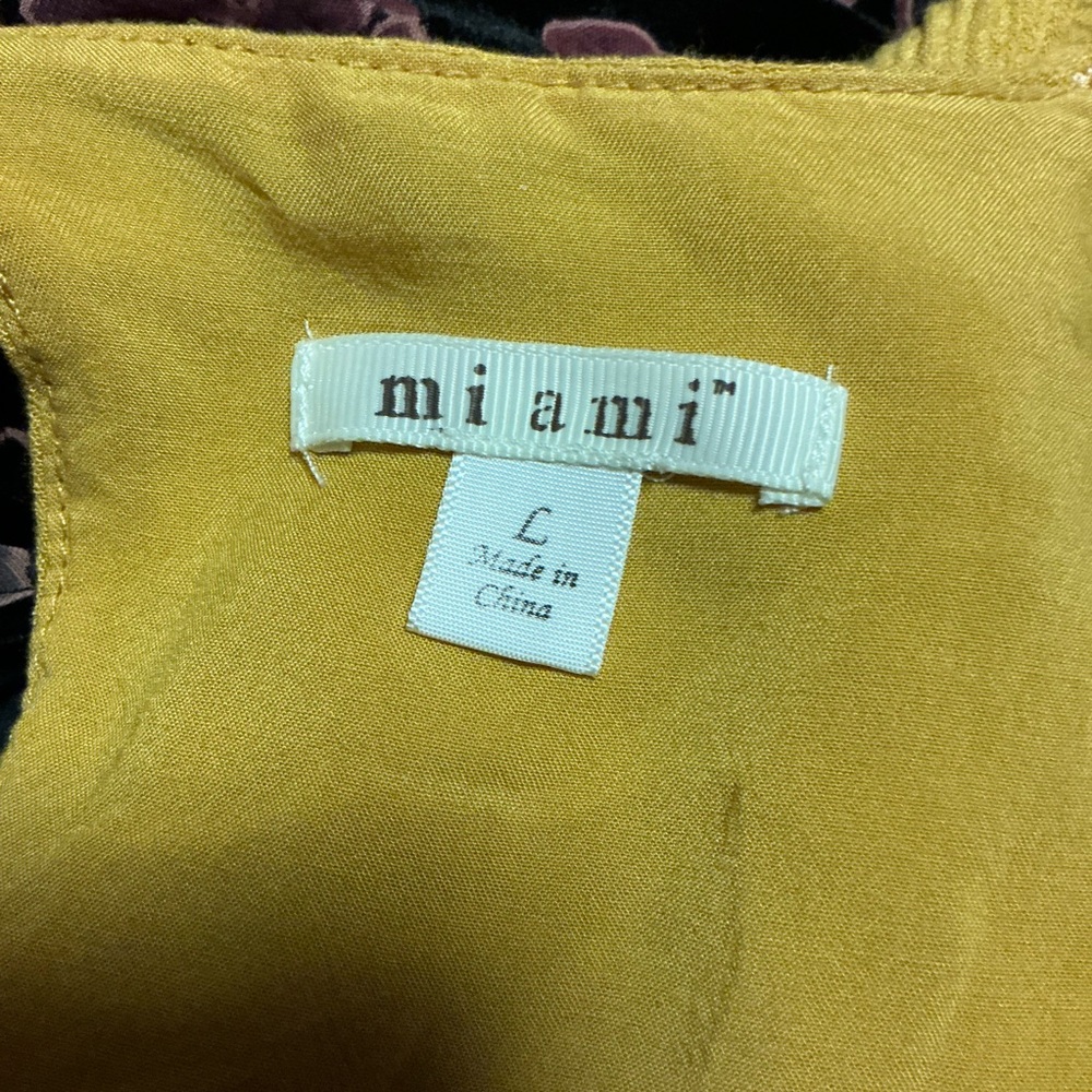 Miami Gold Boho Long Sleeve V Neck Romper - Picture 3 of 11